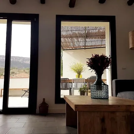 El Corralet Del Lloar, Vistes Infinites Al Priorat * El Lloar