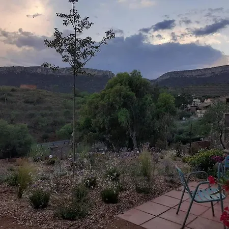 El Corralet Del Lloar, Vistes Infinites Al Priorat