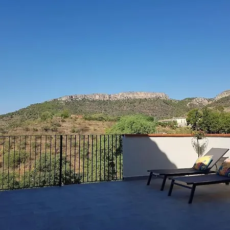 Holiday home El Corralet Del Lloar, Vistes Infinites Al Priorat